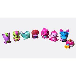 Lot Of 8 Glittery Small Animal Hatchimals Colleggtibles